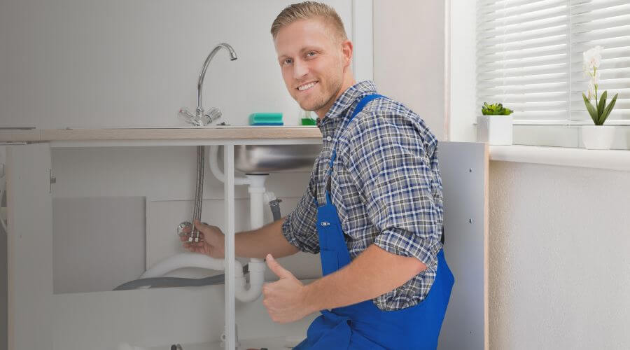 Expert burst pipe repair services in Manvel, TX
